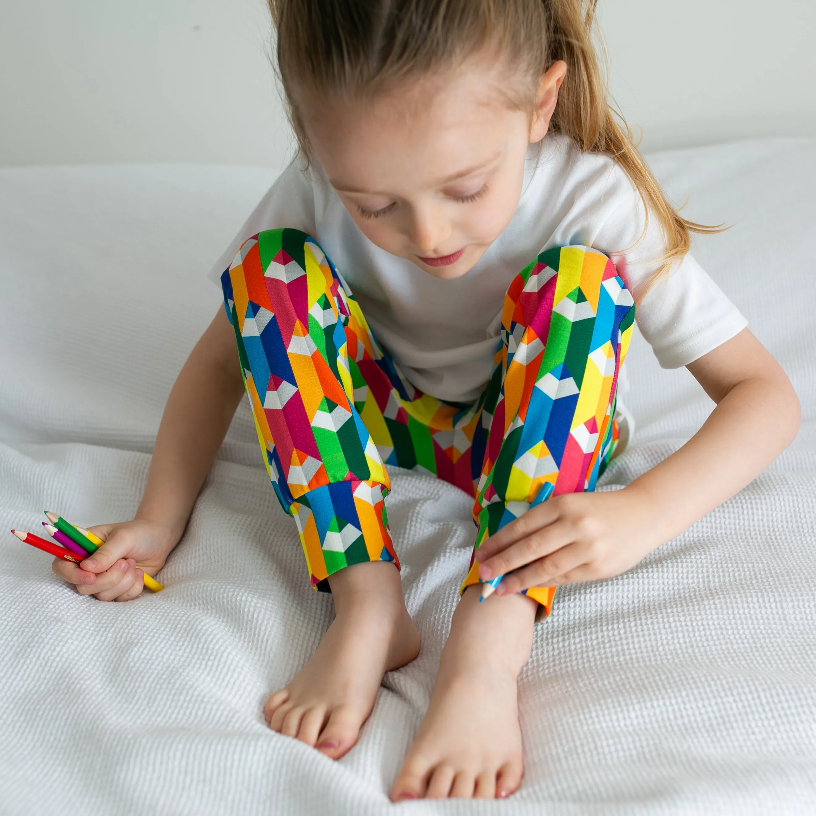 Colouring pencil leggings 0-6 Years