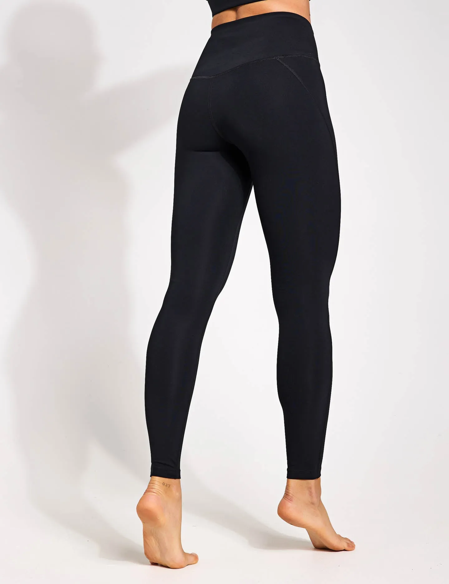 Compressive High Waisted Legging - Black