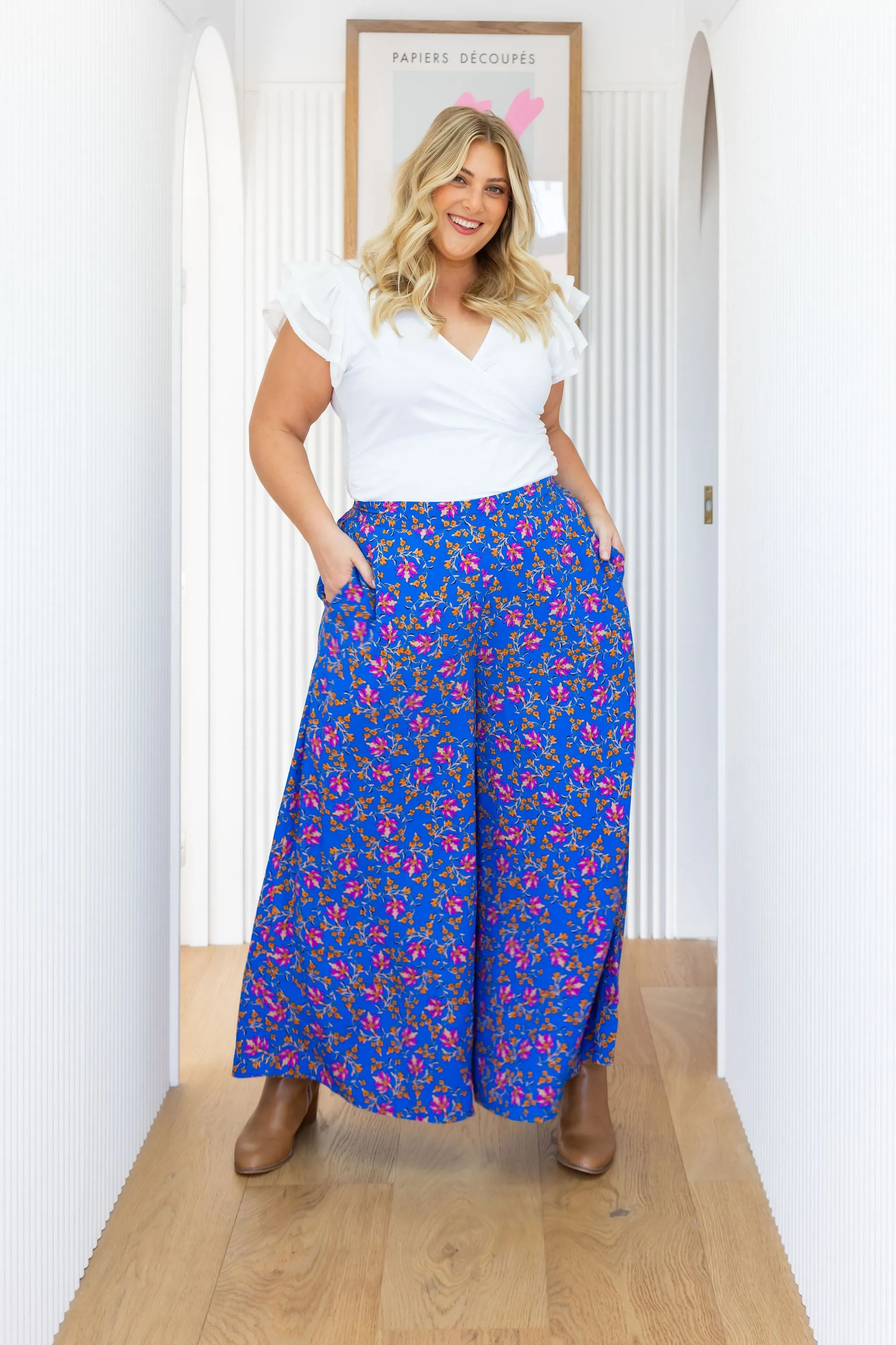 Larsa Pants in Winter Blooms