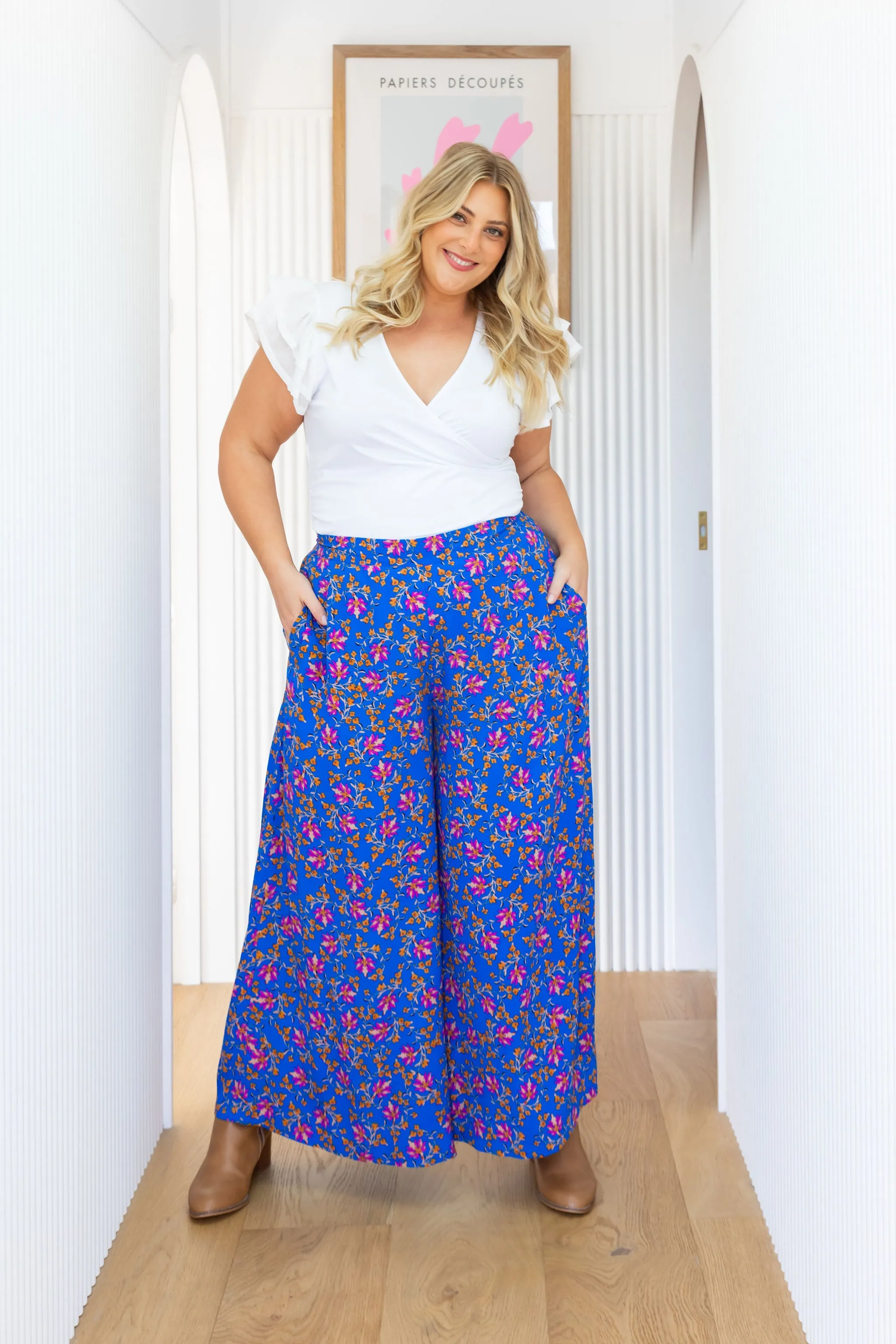 Larsa Pants in Winter Blooms