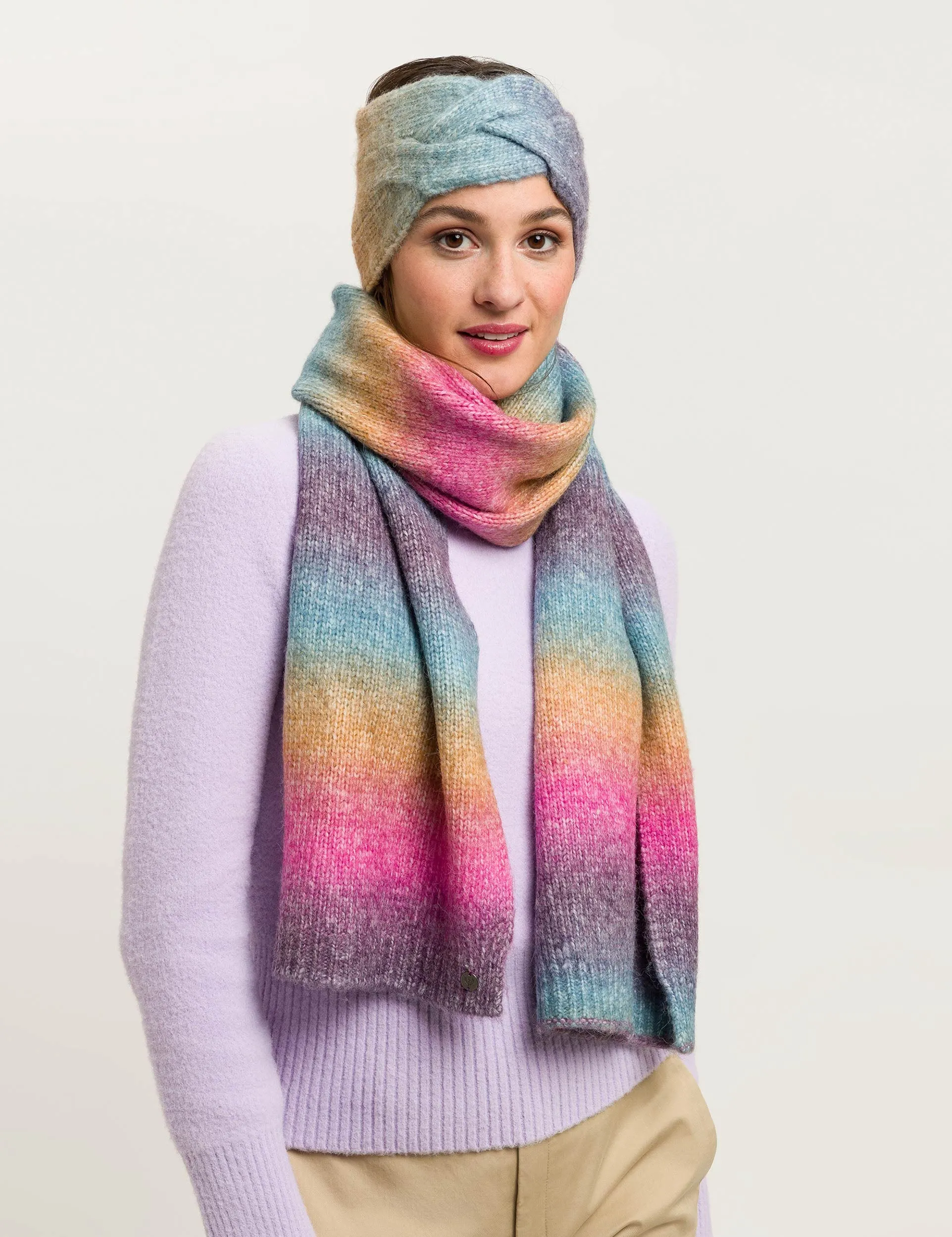 Ombre Stripe Knit Scarf