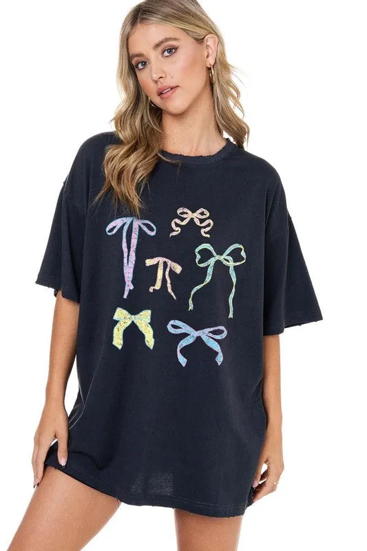 Oversized Bow Graphic Tshirt