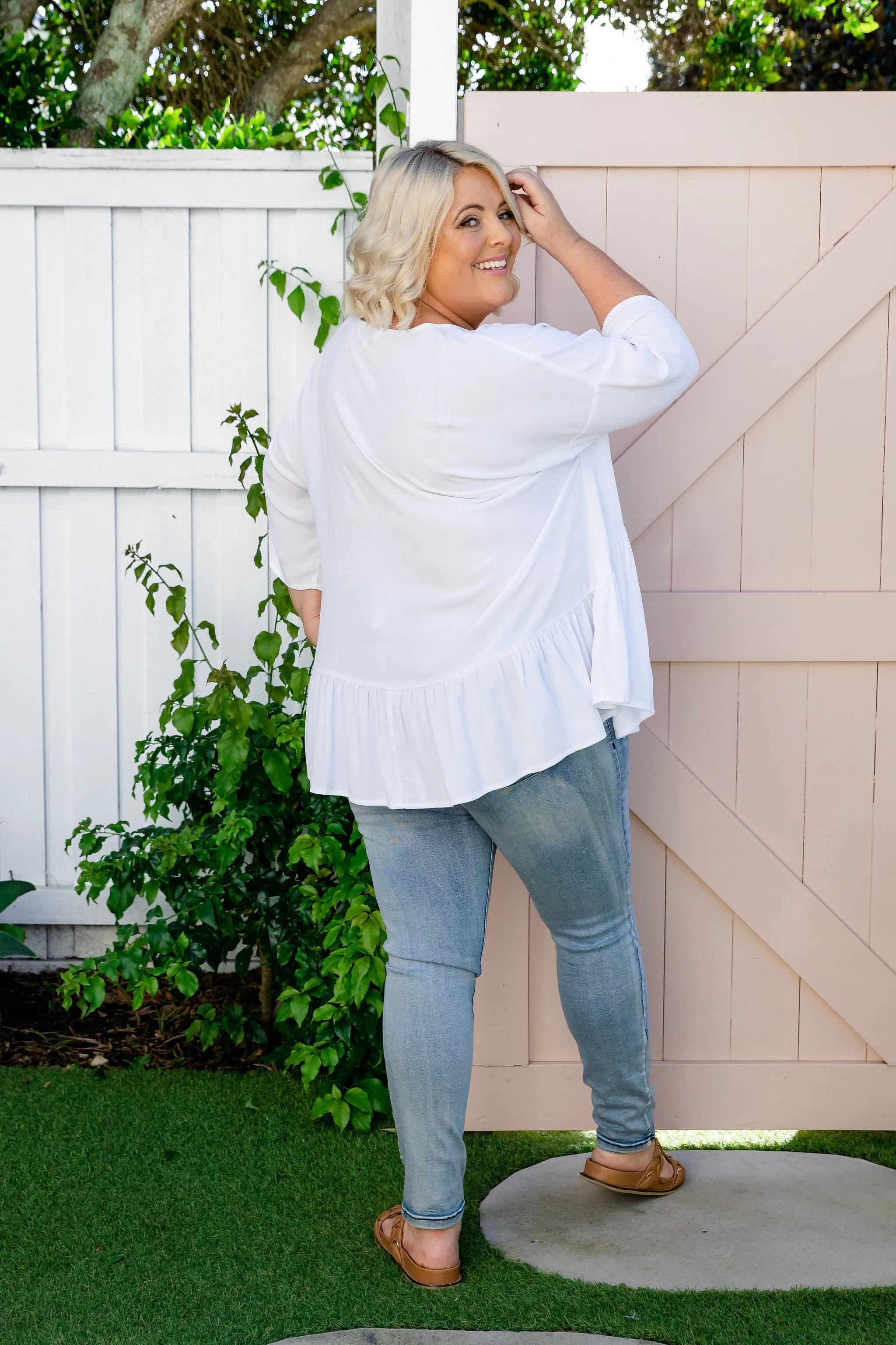 Peak Top in White