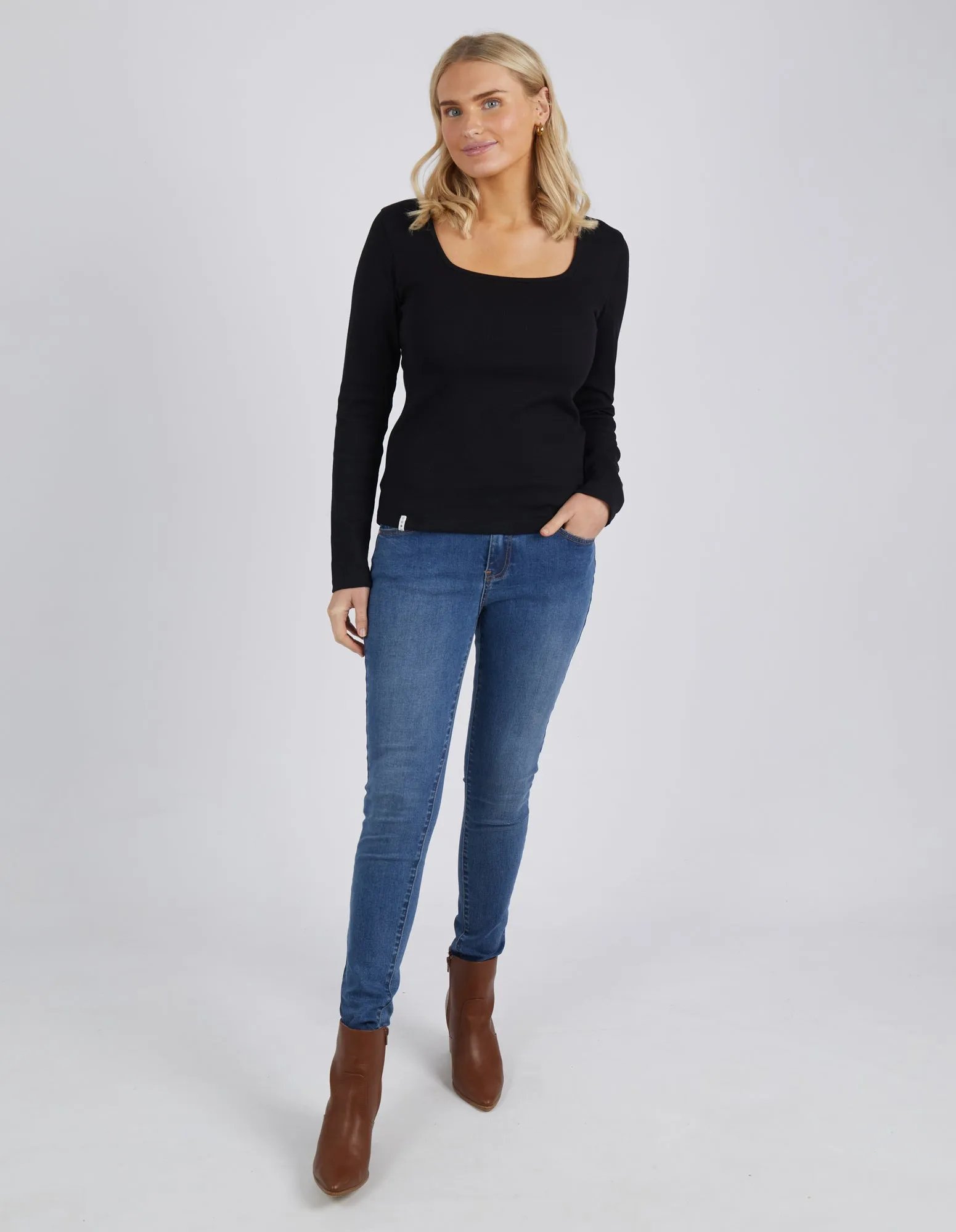 Square Neck Rib Long Sleeve Black