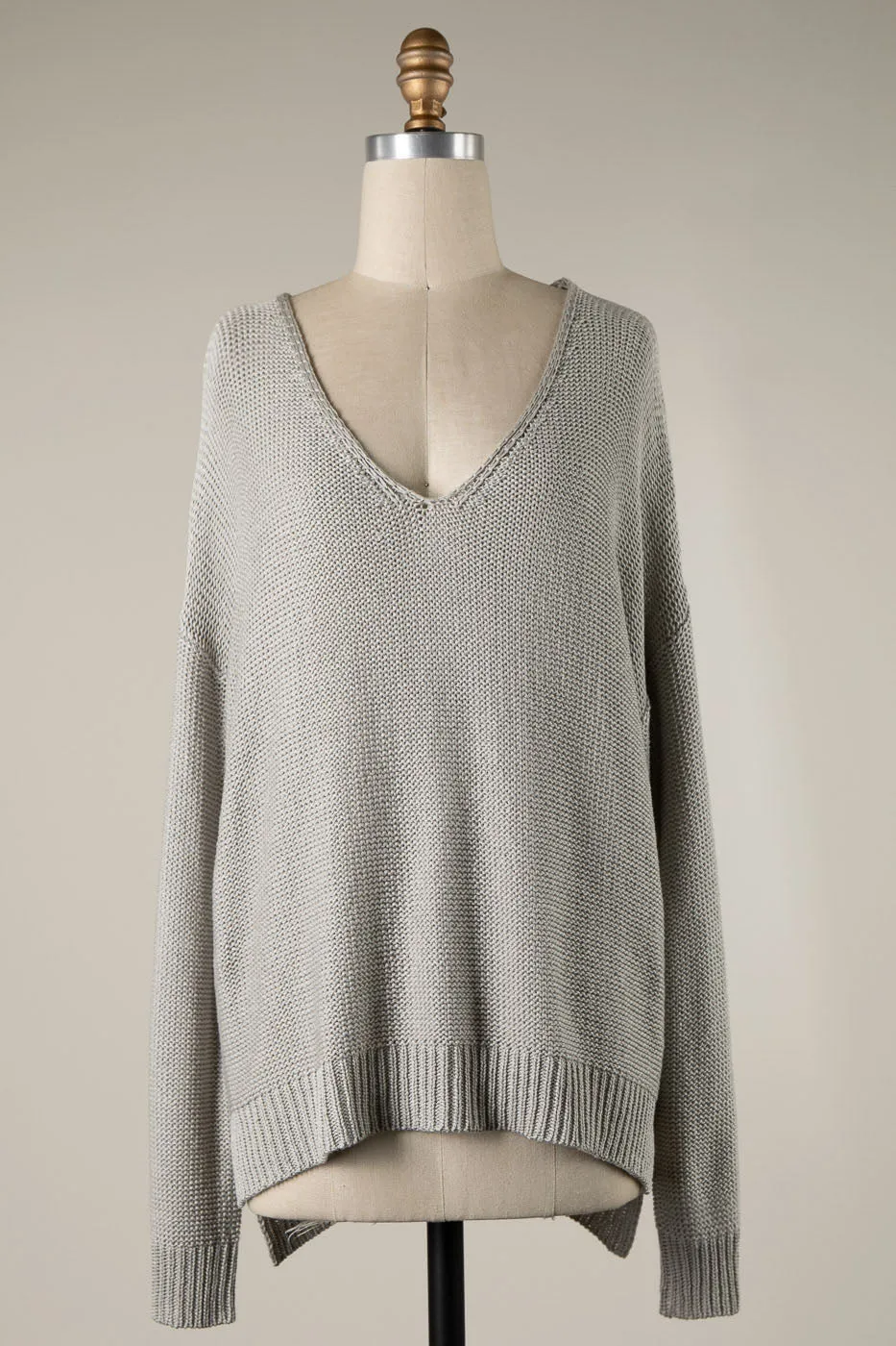 V NECK RIBBED TRIM CABLE KNIT LIGHT SWEATER 1 PACK